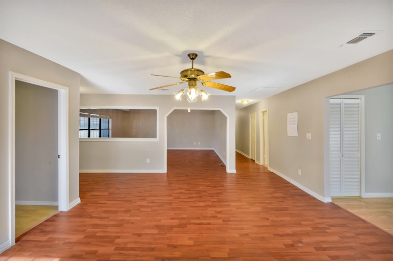Photo 2 of 26 - 6724 Marvin Brown St, Fort Worth, TX 76179