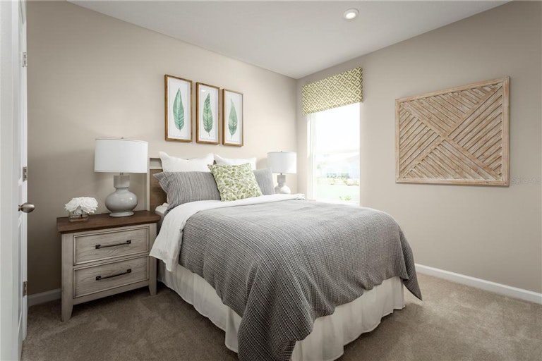 Photo 4 of 18 - 447 Winter Solstice Ln, Mount Dora, FL 32757