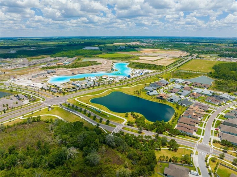 Photo 24 of 34 - 30855 Summer Sun Loop, Wesley Chapel, FL 33545