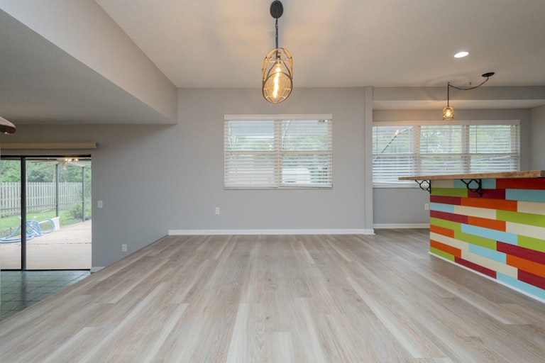 Photo 11 of 37 - 3909 Rosedale Dr, Brandon, FL 33511