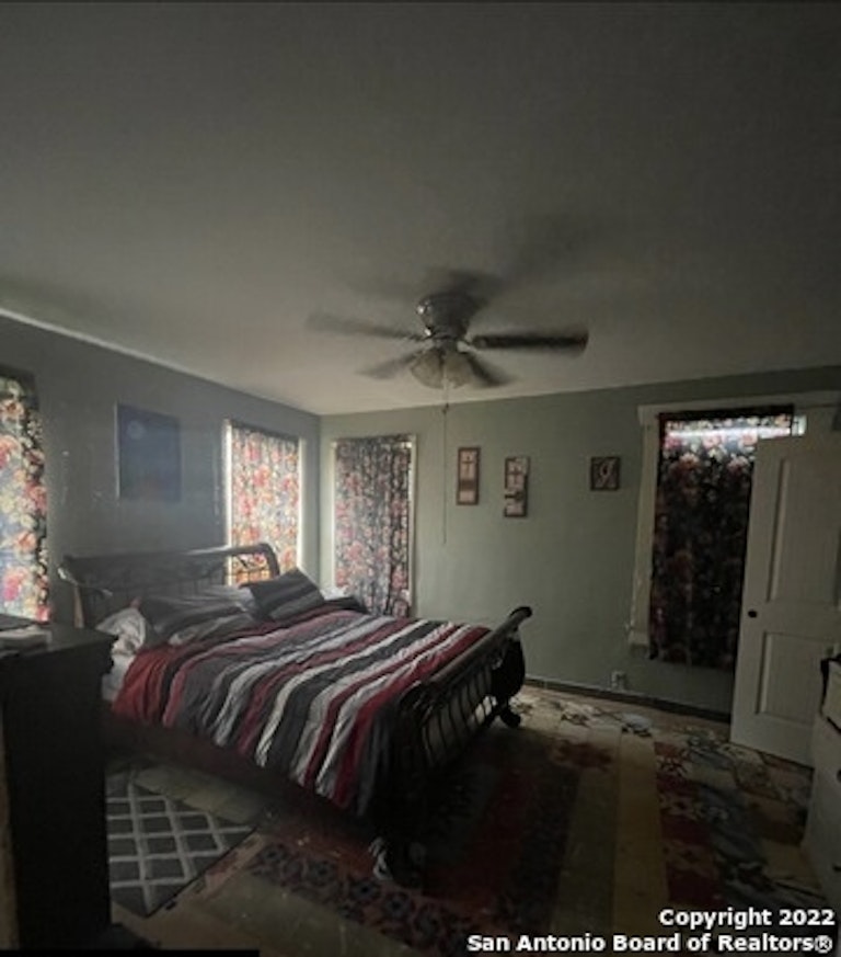 Photo 17 of 17 - 127 Benita St, San Antonio, TX 78210