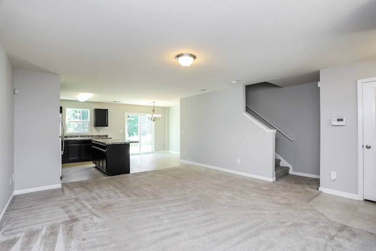 Photo 2 of 25 - 370 Fieldspar Ln, Clayton, NC 27520