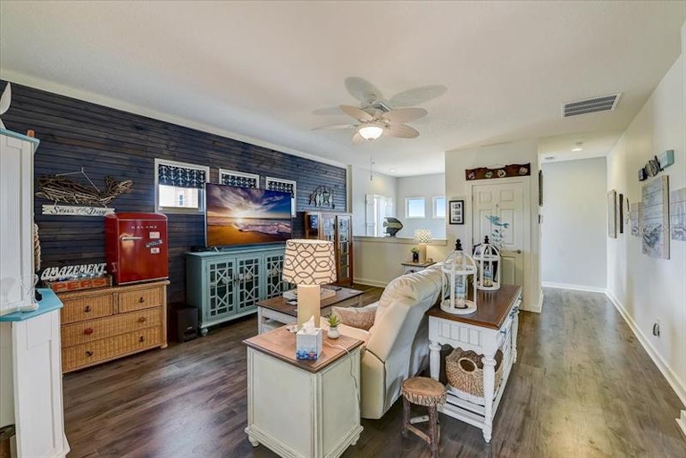 Photo 29 of 64 - 511 Winterside Dr, Apollo Beach, FL 33572
