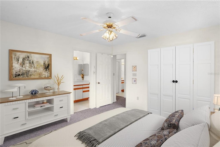 Photo 11 of 31 - 33436 Picciola Dr, Fruitland Park, FL 34731