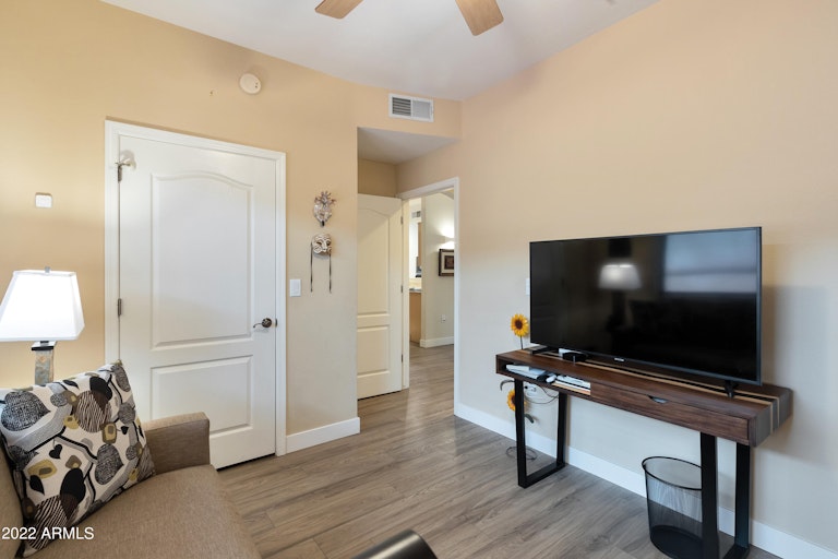 Photo 18 of 25 - 4525 N 22nd St #204, Phoenix, AZ 85016