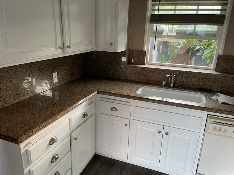 Photo 11 of 16 - 13422 Walnut St, Whittier, CA 90602