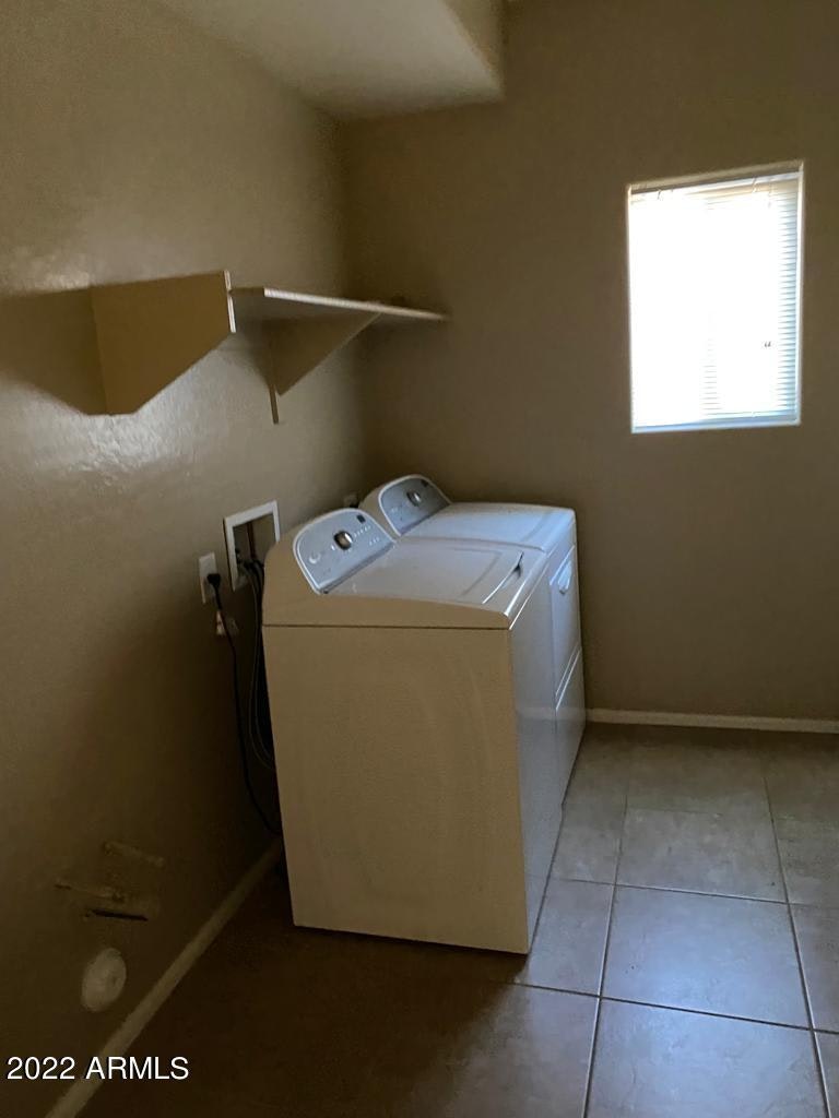 Photo 19 of 34 - 9551 W Harmony Ln, Peoria, AZ 85382