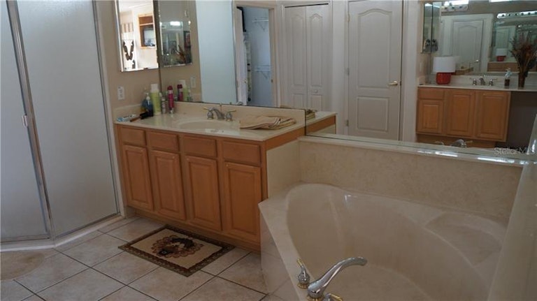 Photo 12 of 22 - 8019 Horse Ferry Rd, Orlando, FL 32835