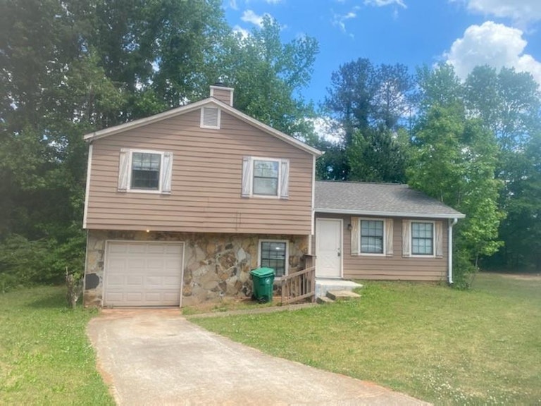 Photo 1 of 3 - 2127 Mallard Way, Lithonia, GA 30058