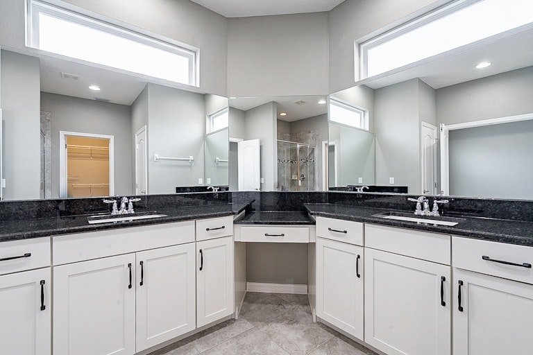 Photo 6 of 28 - 15554 Gwinnett Dr, Winter Garden, FL 34787