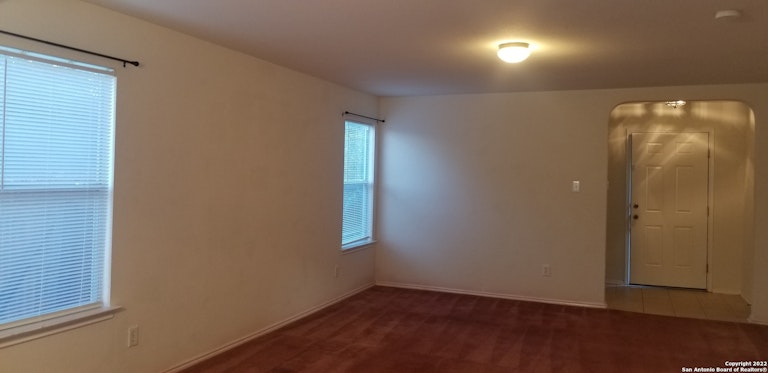 Photo 7 of 22 - 514 Candy Dr, Converse, TX 78109