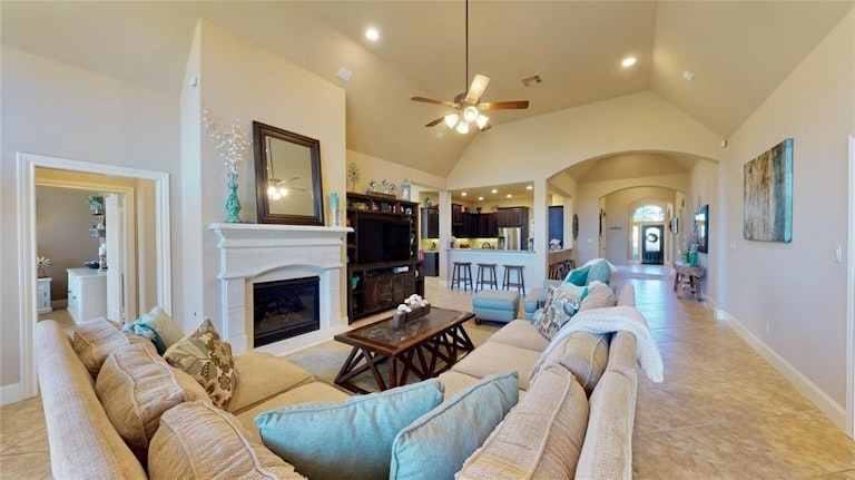 Photo 12 of 36 - 1710 Abilene Cir, Katy, TX 77493