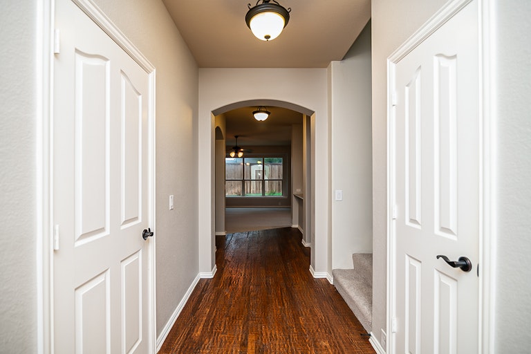 Photo 15 of 36 - 9113 Windsor Dr, Little Elm, TX 75068