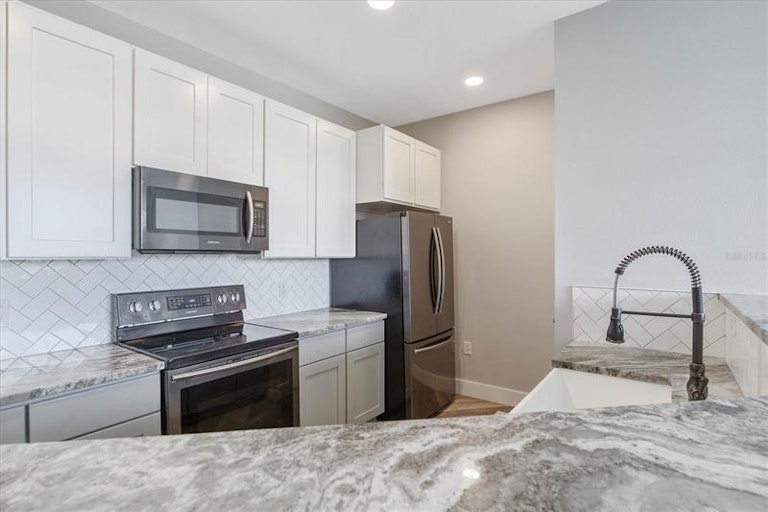 Photo 15 of 58 - 4802 51st St W #518, Bradenton, FL 34210