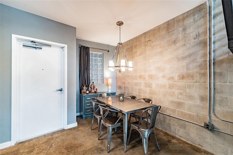Photo 17 of 35 - 5008 S MacDill Ave #4, Tampa, FL 33611