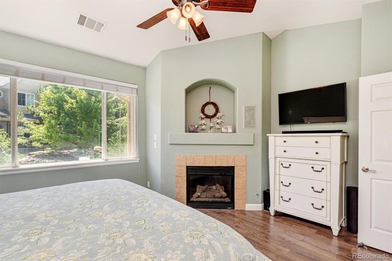 Photo 12 of 19 - 11287 Osage Cir Unit E, Northglenn, CO 80234