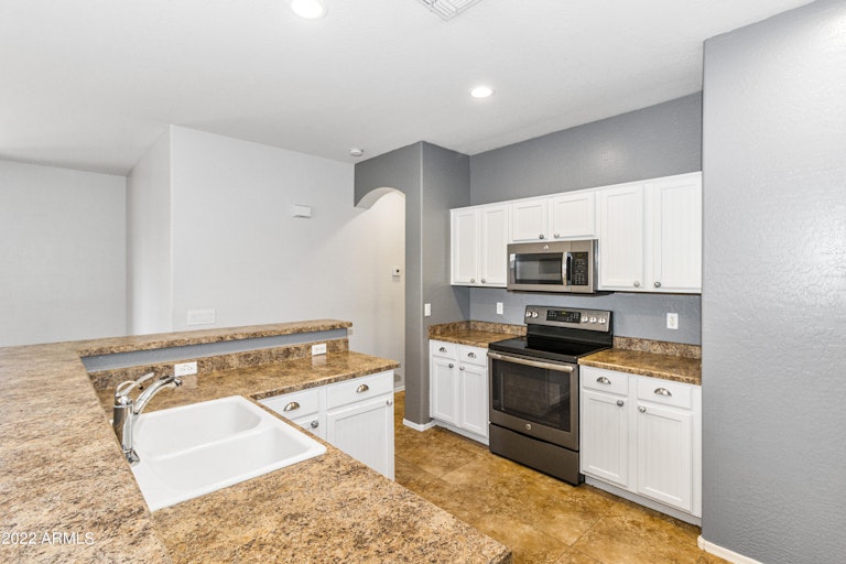 Photo 11 of 23 - 29919 N Little Leaf Dr, San Tan Valley, AZ 85143