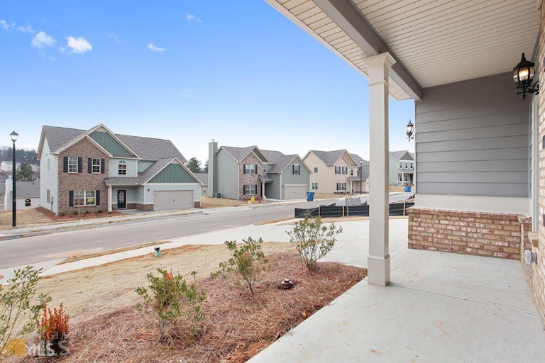 Photo 4 of 25 - 200 Villa Grande Dr #25, Locust Grove, GA 30248