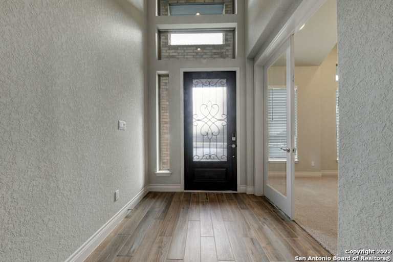 Photo 4 of 40 - 5389 Hartley Sq, Schertz, TX 78108