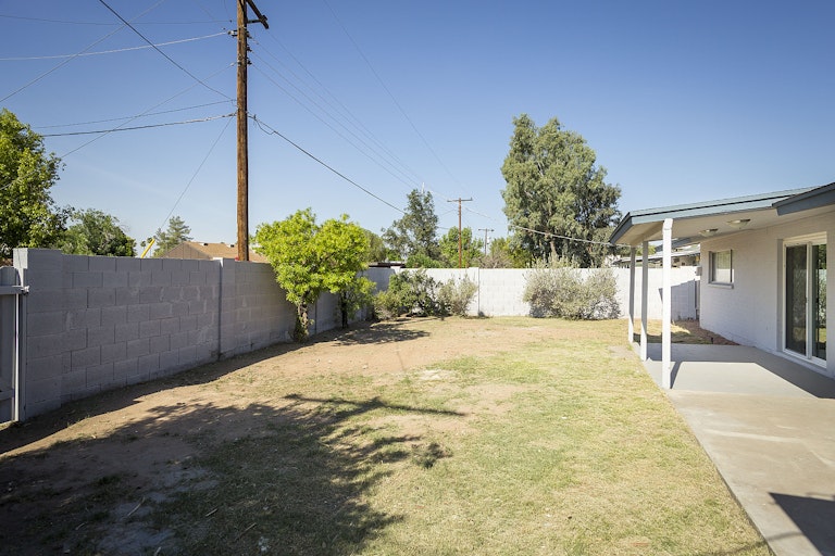 Photo 24 of 25 - 725 E Alameda Dr, Tempe, AZ 85282