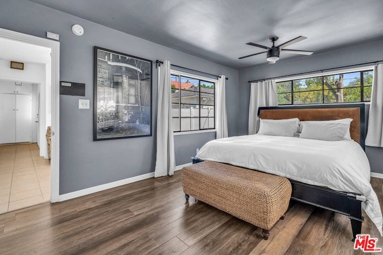 Photo 22 of 45 - 10643 Blix St, North Hollywood, CA 91602