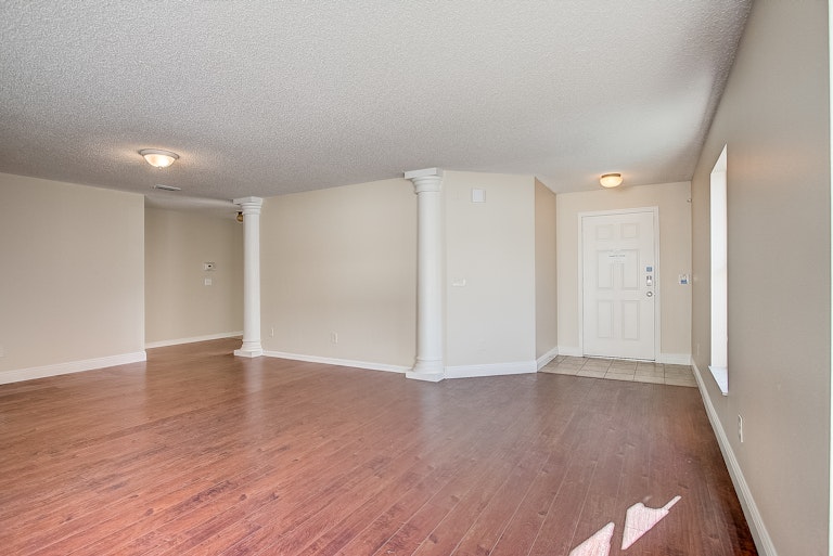 Photo 9 of 25 - 1130 Kempton Chase Pkwy, Orlando, FL 32837