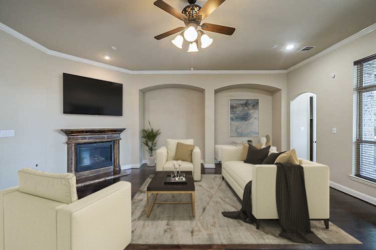 Photo 2 of 45 - 1326 Bastrop Glen Ln, League City, TX 77573
