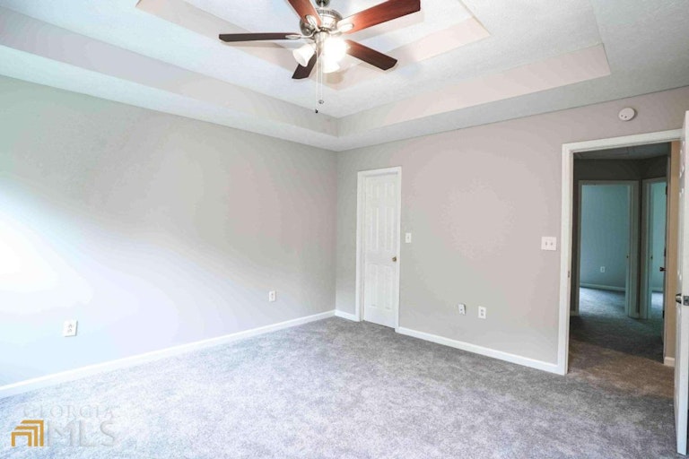 Photo 10 of 23 - 2079 Joy Lake Rd, Morrow, GA 30260