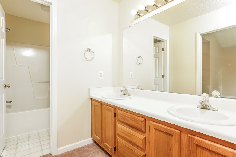 Photo 22 of 25 - 1604 Lake Trout Ln, Raleigh, NC 27610