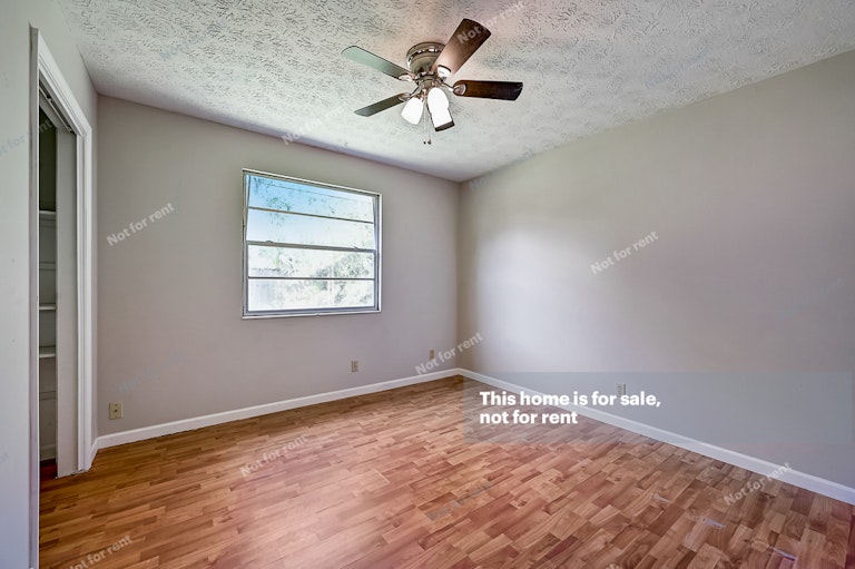 Photo 31 of 35 - 2590 Aquarius Rd, Orange Park, FL 32073