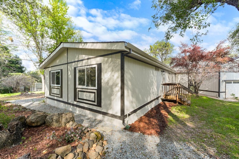 Photo 11 of 73 - 23236 Baker Ct, Auburn, CA 95602