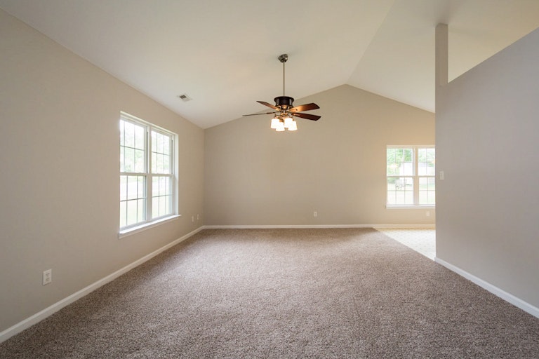 Photo 3 of 17 - 902 Hounds Chase Dr, Durham, NC 27703