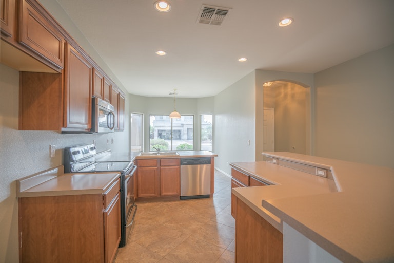 Photo 7 of 23 - 12838 W Apodaca Dr, Litchfield Park, AZ 85340
