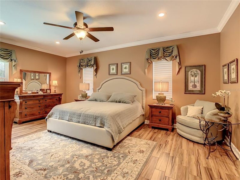 Photo 30 of 69 - 2704 Aloma Oaks Dr, Oviedo, FL 32765