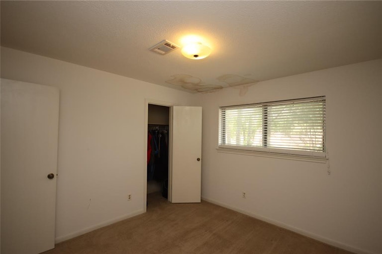 Photo 23 of 31 - 7507 Renmark Ln, Houston, TX 77070