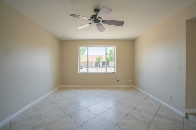 Photo 10 of 30 - 4348 W Bluefield Ave, Glendale, AZ 85308