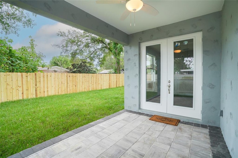 Photo 24 of 24 - 3920 W Crenshaw St, Tampa, FL 33614