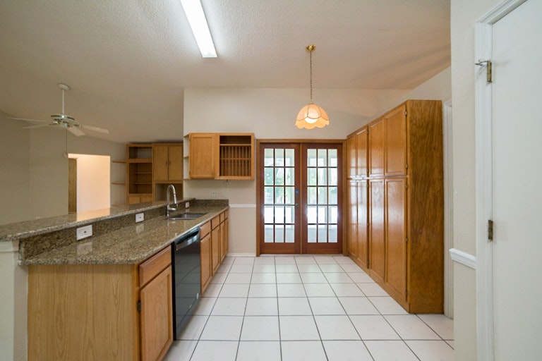 Photo 2 of 22 - 8708 Black Creek Blvd, Orlando, FL 32829