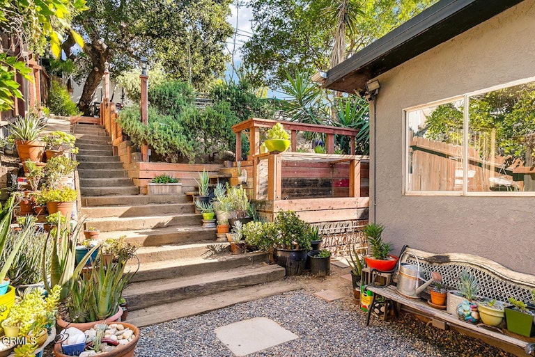 Photo 20 of 29 - 6214 Springvale Dr, Los Angeles, CA 90042