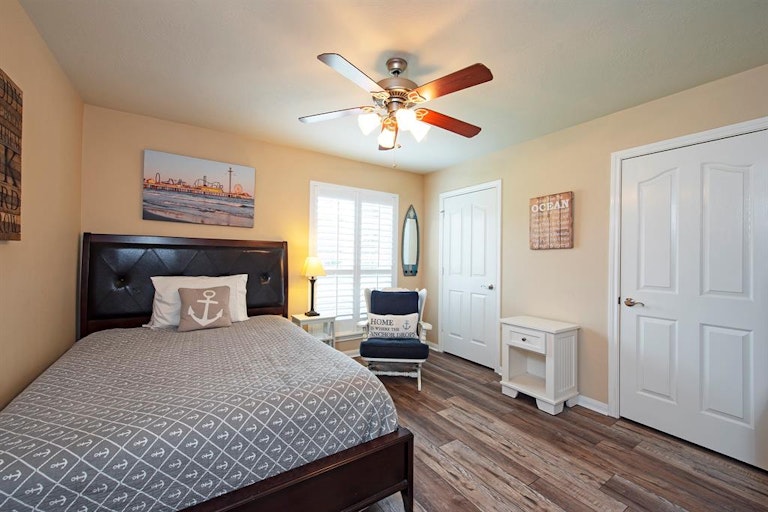 Photo 20 of 48 - 1814 Flagstaff Ln, League City, TX 77573