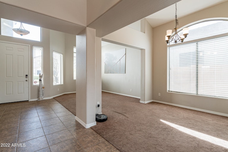 Photo 9 of 49 - 6506 W Molly Ln, Phoenix, AZ 85083