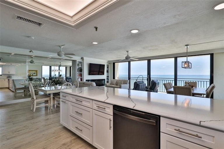 Photo 14 of 33 - 4139 S Atlantic Ave Unit B609, New Smyrna Beach, FL 32169