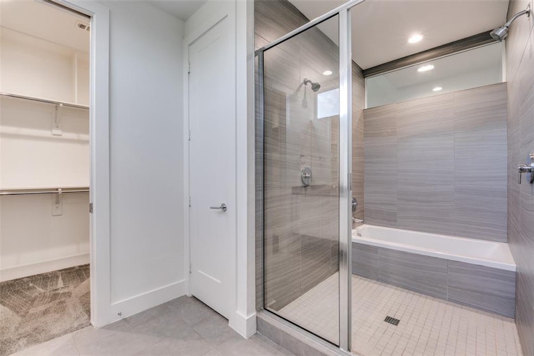 Photo 17 of 27 - 1234 Hyde Ct, Dallas, TX 75215