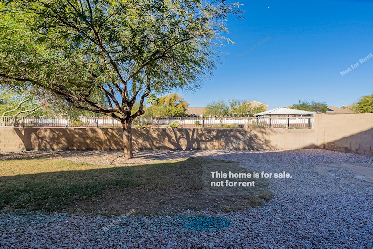 Photo 31 of 33 - 656 E Black Diamond Dr, Casa Grande, AZ 85122