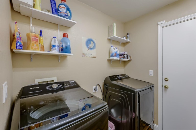 Photo 47 of 54 - 5071 Tuckerman Way, Sacramento, CA 95835