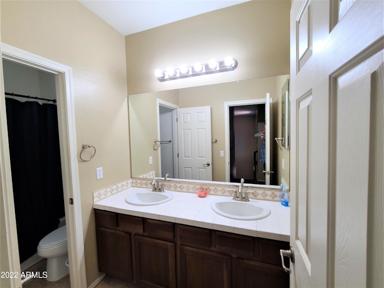 Photo 31 of 42 - 333 W Atlantic Dr, Casa Grande, AZ 85122