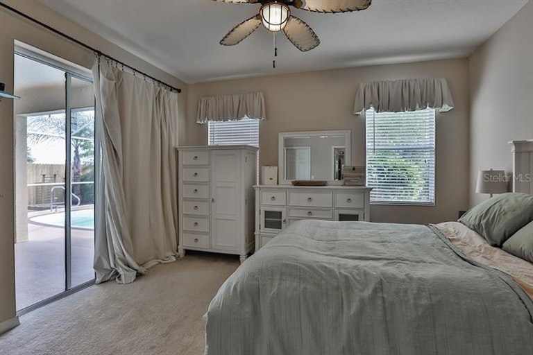 Photo 13 of 24 - 5209 Clover Mist Dr, Apollo Beach, FL 33572
