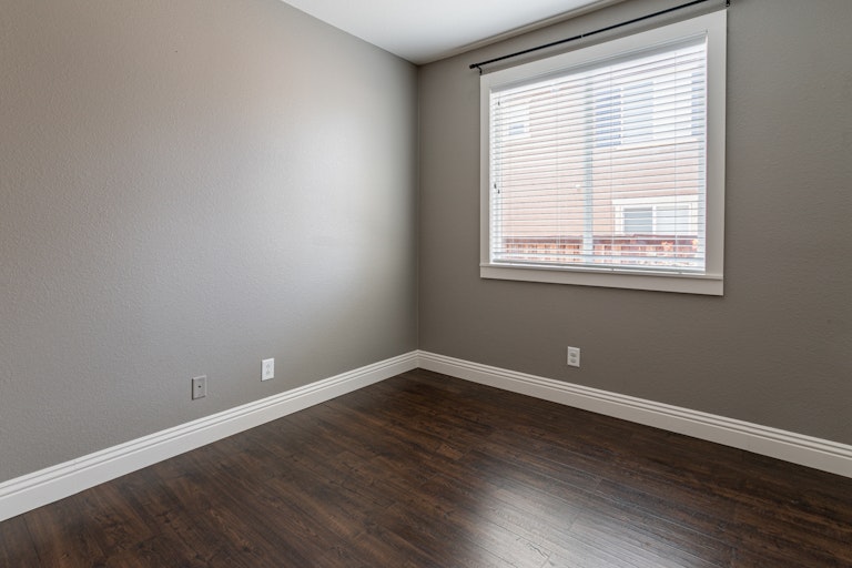 Photo 20 of 26 - 7406 Muir Ct, Highland, CA 92346