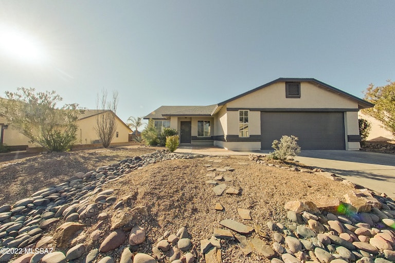 Photo 1 of 12 - 1569 W Camino Acierto, Sahuarita, AZ 85629