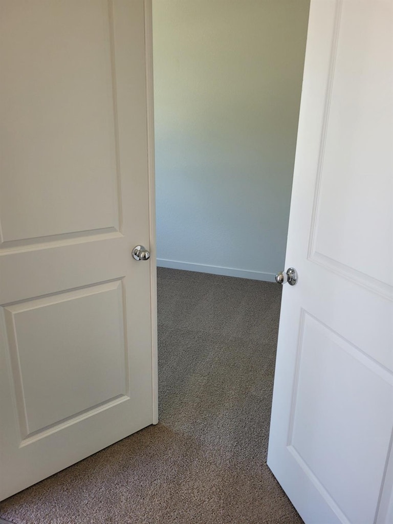 Photo 3 of 10 - 3182 Hancock St, Lincoln, CA 95648
